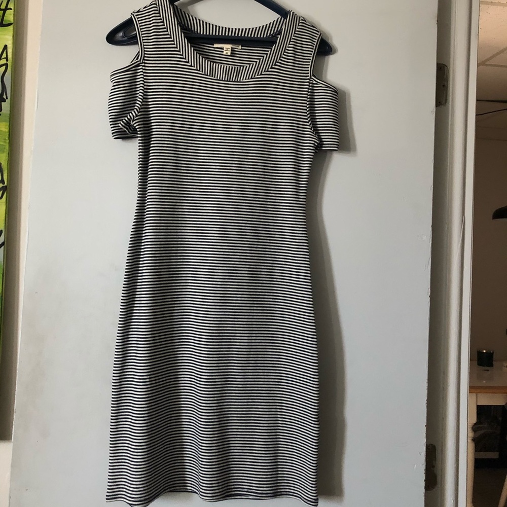 Monteau black and white stripe dress size M